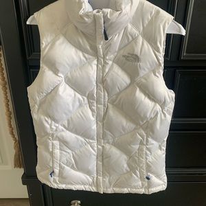 The North Face 550 Filled Goose Down Puffer Vest Insulated
